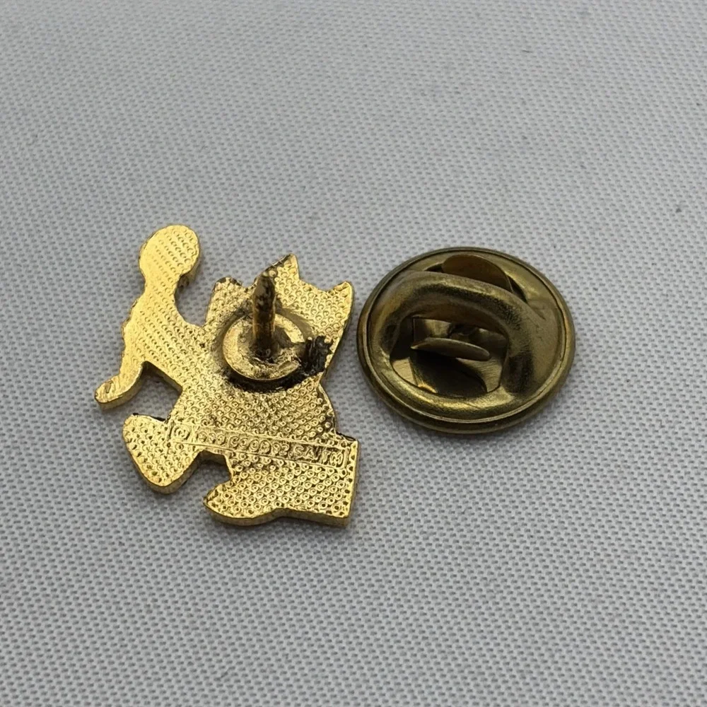 1992 Barcelona Summer Olympics‎ Cobi Mascot Gold Tone Reporter Lapel Hat Pin
